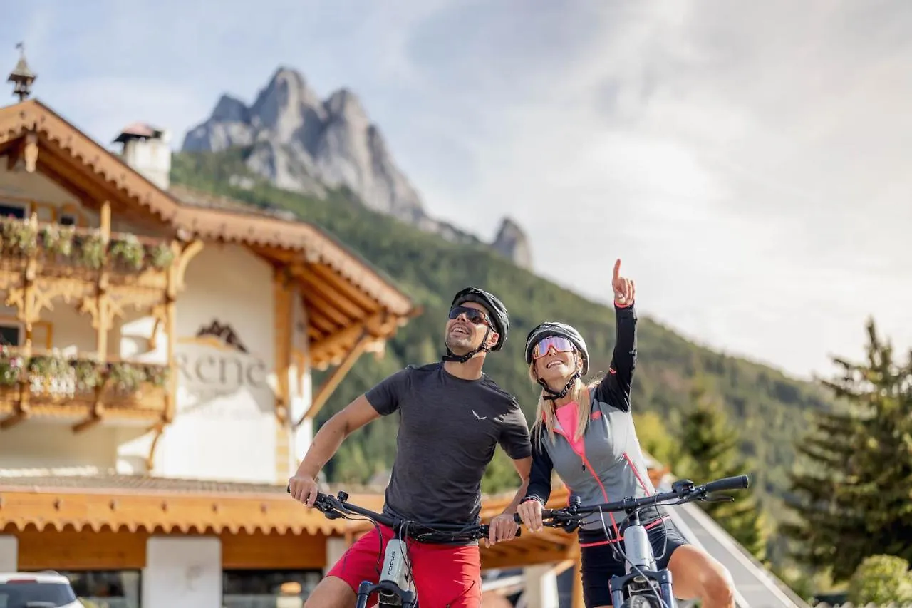 6 Resort Vicino al Campo Scuola di Pozza di Fassa da Prenotare